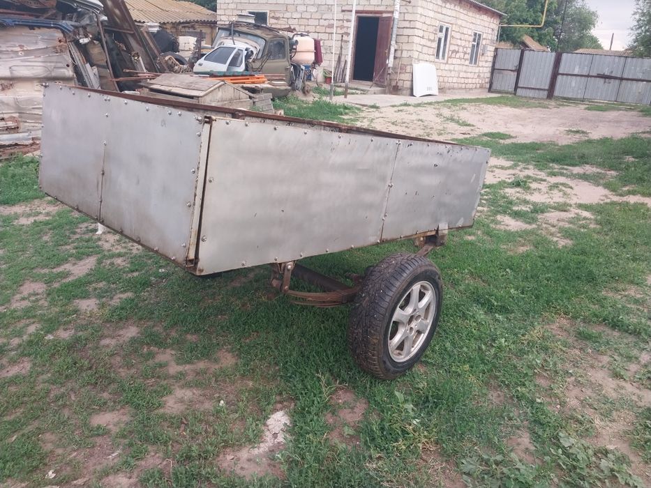 Прицеп автомобильный.