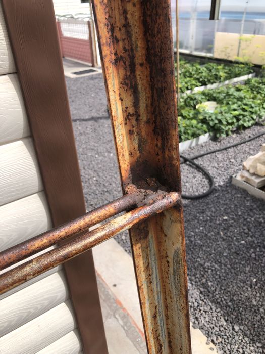 Продам металическую лестницу