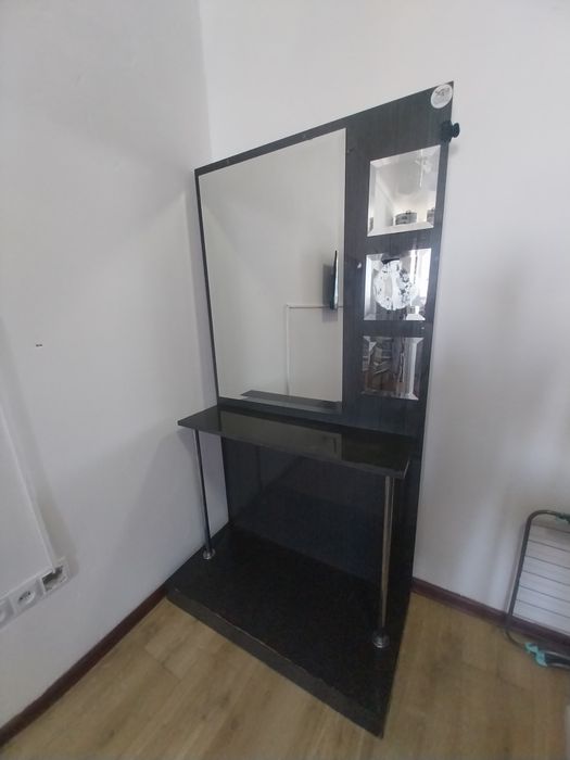 зеркало парихмакерской