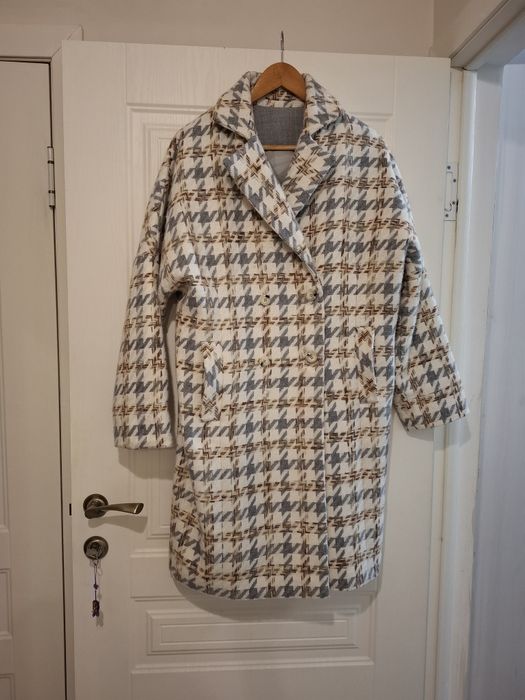 Пальто классное, размер 48