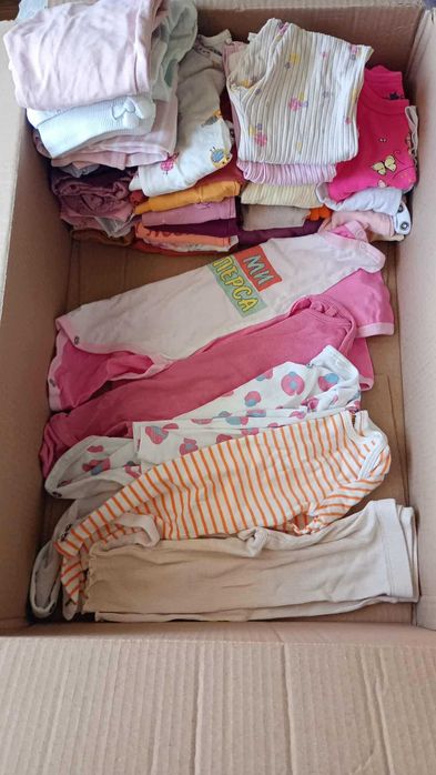 Лот дрехи за момиченце с номерация от 56 до 86