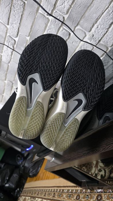 Оригинальные кроссовки Nike