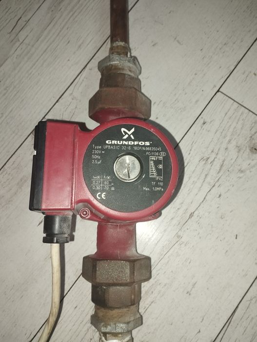 Pompa de recirculare Grundfos