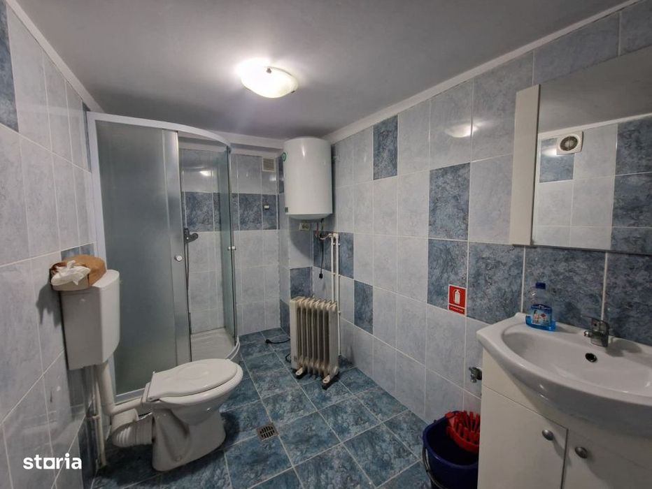 Casă 3 camere cu teren/1’ Metrou 1 Mai/Salon beauty/Cabinet/Locuință