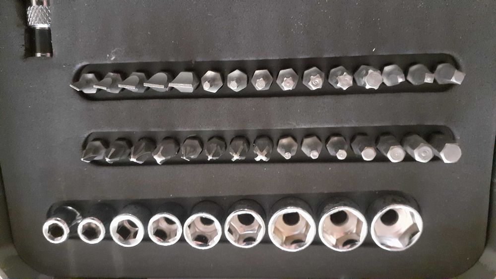 гедоре за автомобил в метална кутия, надеждно и качествено, 40 части