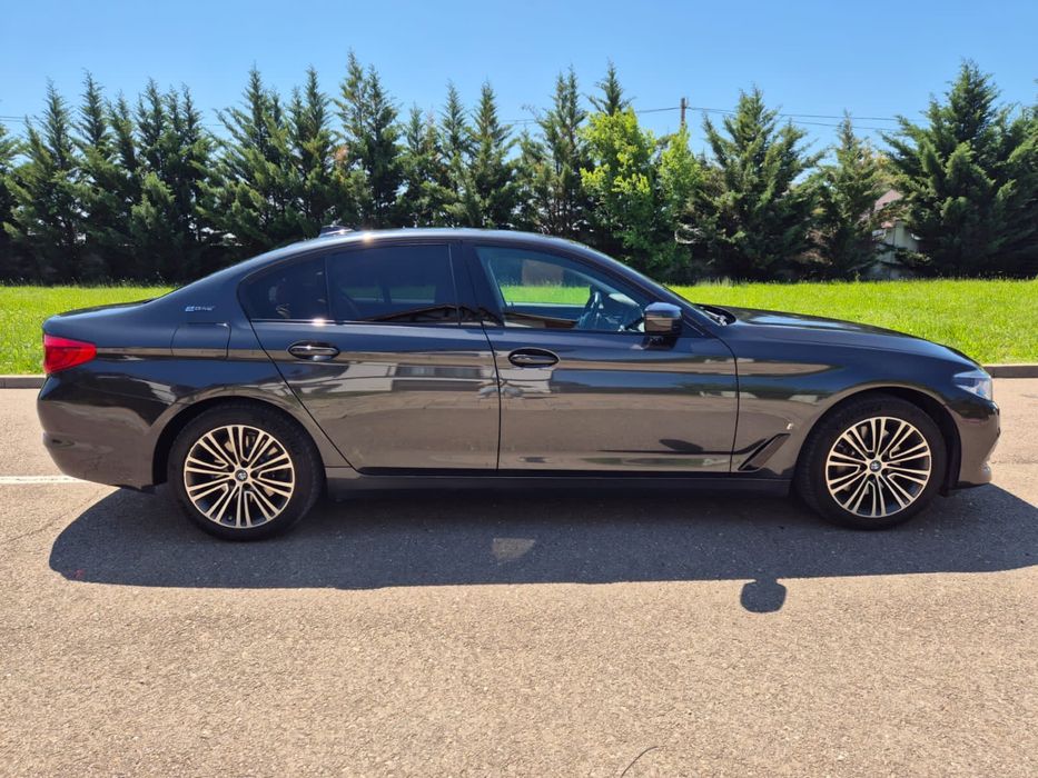 Bmw 530e 2017 faruri led
