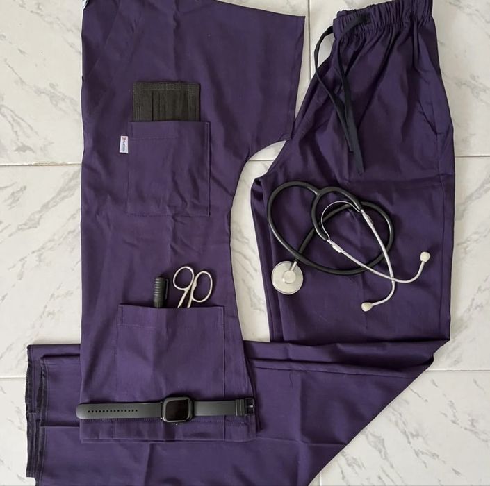 Медицинска униформа