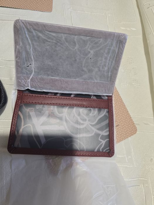 Ново дамско портмоне Анекее