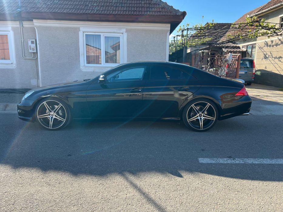 Mercedes AMG 350