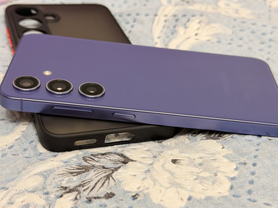 Samsung S24 8/256 идеал