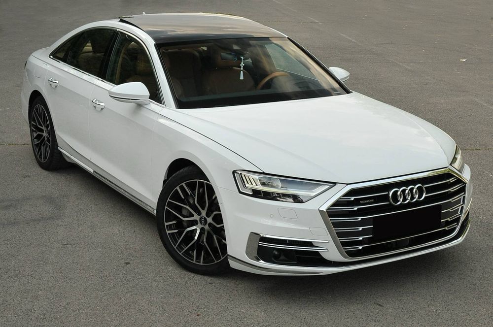 Audi A 8 Quattro  55 TFSI  Hibrid 100% km reali
