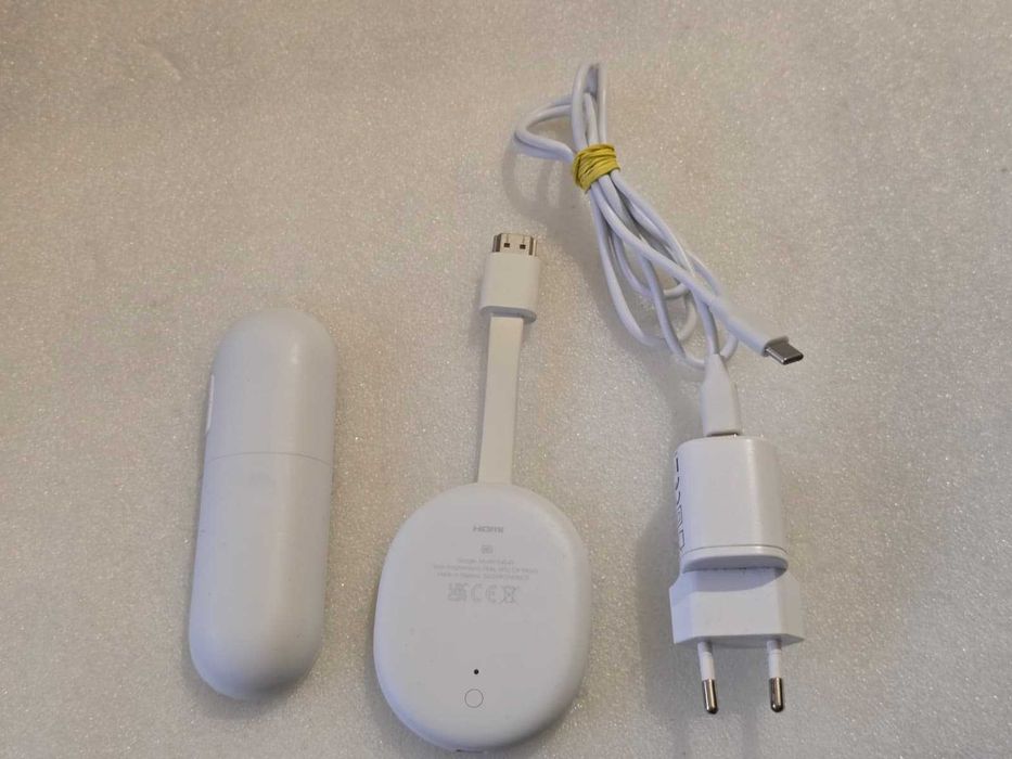 Google Chromecast cu Google TV (HD) - Model G454V, Full HD 1080p HDR, 1.5GB RAM, 8GB Stocare