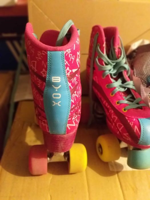 Детски ролкови кънки Нина,отговарят на 36-37 номер спредпазители