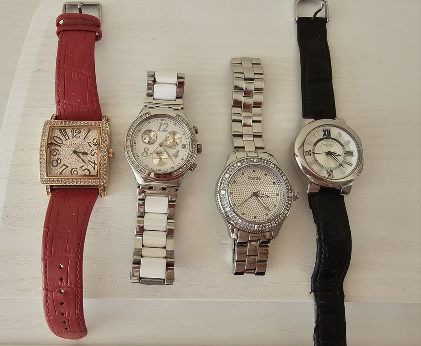 Часовници Oxette, noname - цени от 30 до 90 лв.