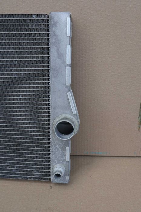 Воден радиатор БМВ 5 серия Ф07 Ф10 Ф11 535 бензин | BMW 5 serie F07 F10 F11 | Radiator 7562587