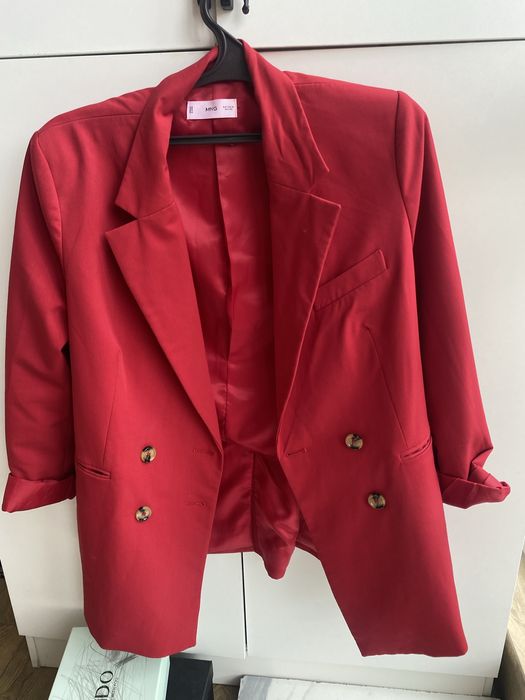 Пиджак,костюм,красный