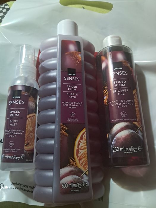 Set cadou 3 produse Senses Avon