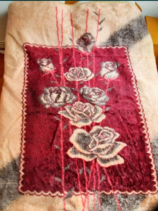 Pătură dublă, cu model trandafir