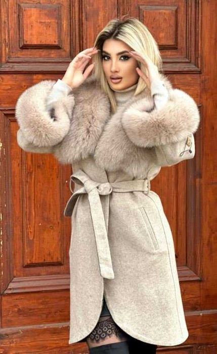 Vand palton din Lana de Alpaca cu blana naturala de Vulpe Canadiana, M