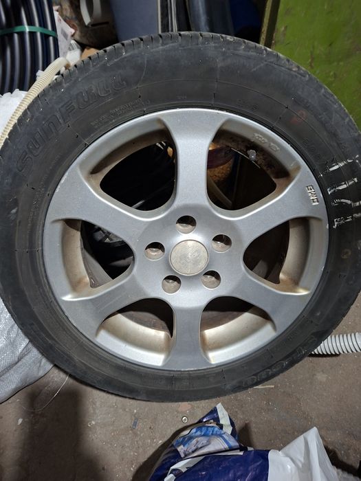 Джанти seat altea с летни гуми.