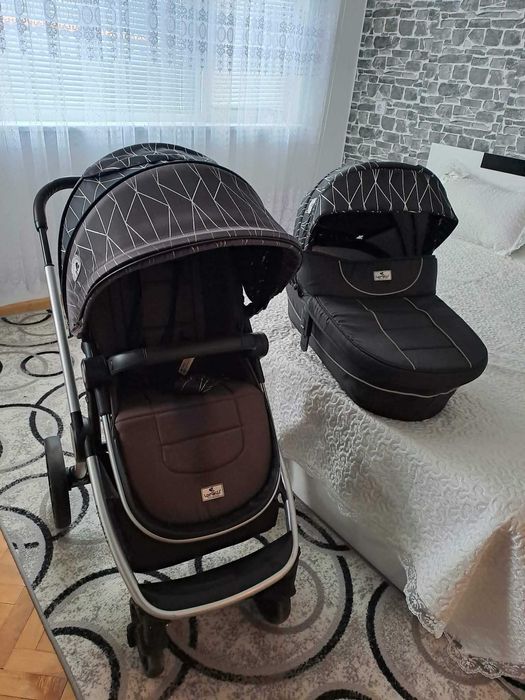 Детска количка...