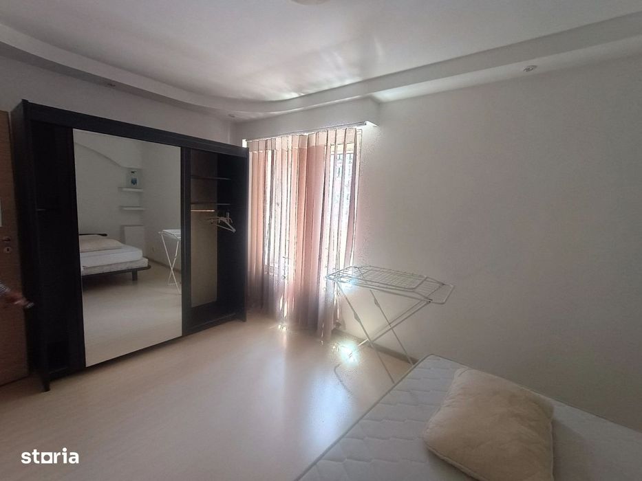 Apartament doua camere Romana