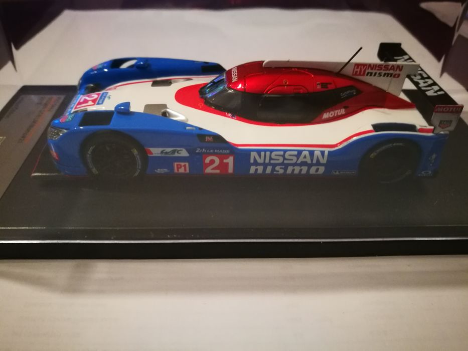 Различни модели коли