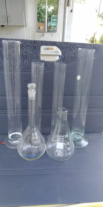 Мерная химпосуда: цилиндры, колбы на 100, 250, 300, 500, 1000мл.