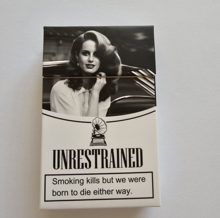 Lana del rey ruj super rezistent