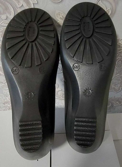 Защитные рабочие туфли ботинки р.39/ Women's Safety Work Shoes size 39