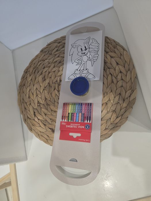 Детска подаръчна чантичка с комплект за оцветяване и игра