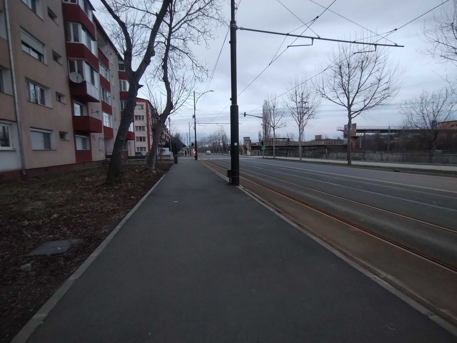 Spatiu de inchiriat la parter pe bulevard - birou, cabinet, magazin