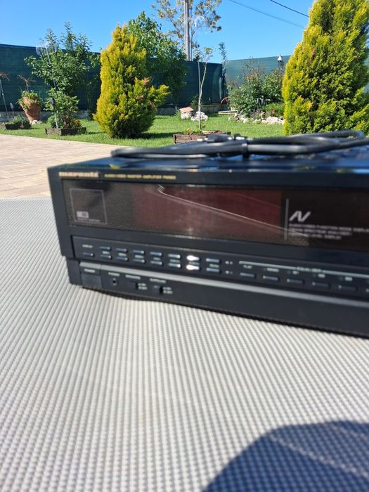 Amplificator vintage Marantz PM 583 cu egalizator grafic și spectrum