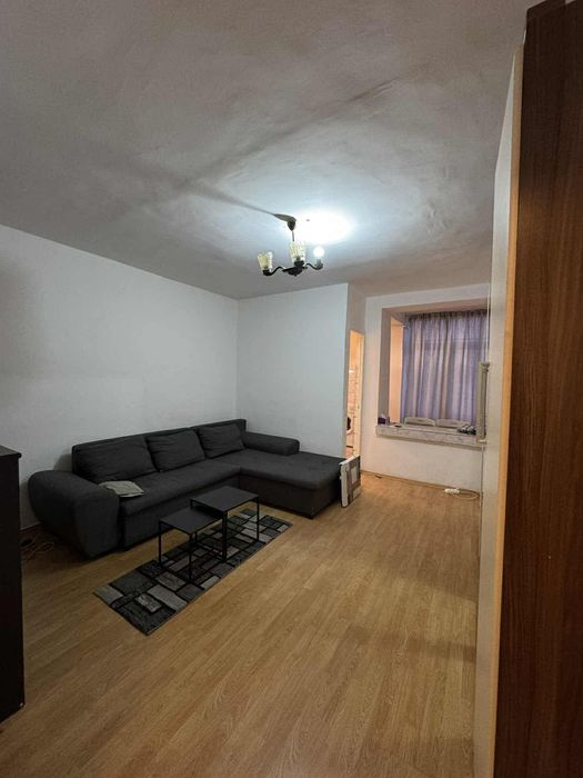 Garsoniera de vanzare