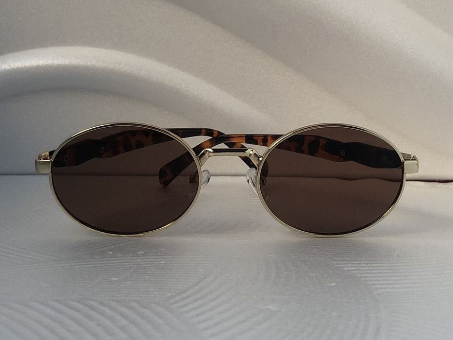 Модерни дамски слънчеви очила