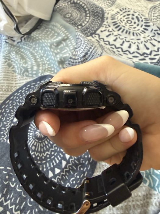 Часовник G- shock