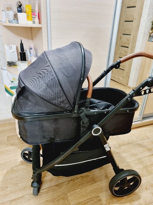 Продам каляску Tomix