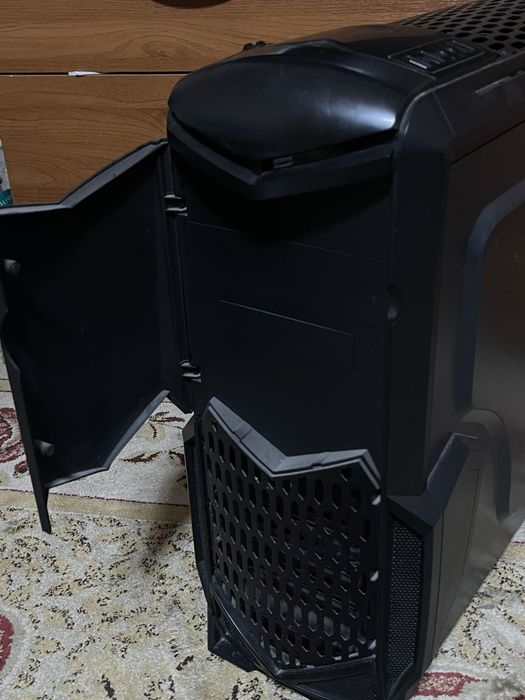 Игровой крутой компьютер