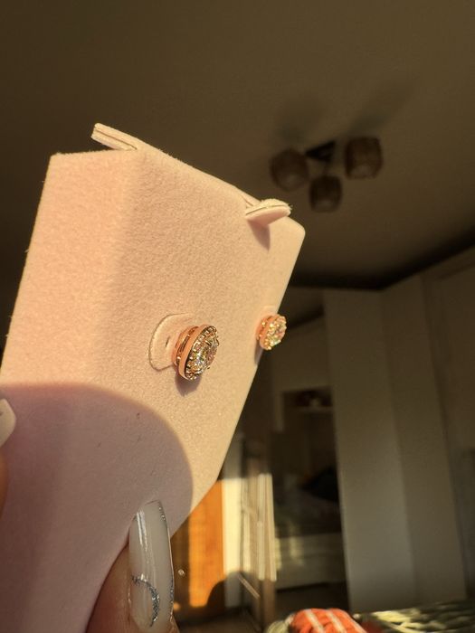 Cercei stud Constella