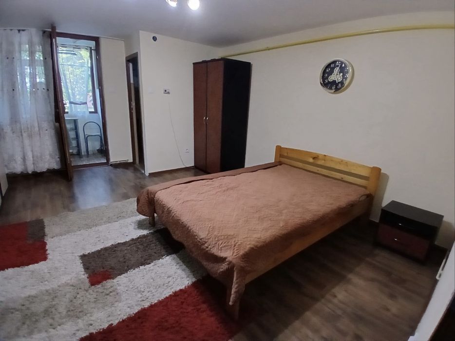 Garsoniera suprafață de 32 m  (tatarasi) str.Vasile Lupu nr.114  A3 Tronson 1 etaj 1 cu centrala termica noua.