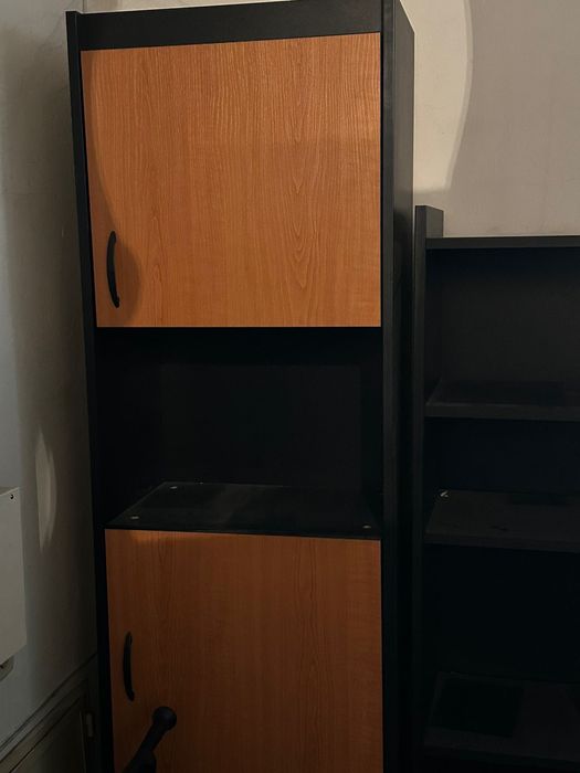 Мебели - бюра и шкафове