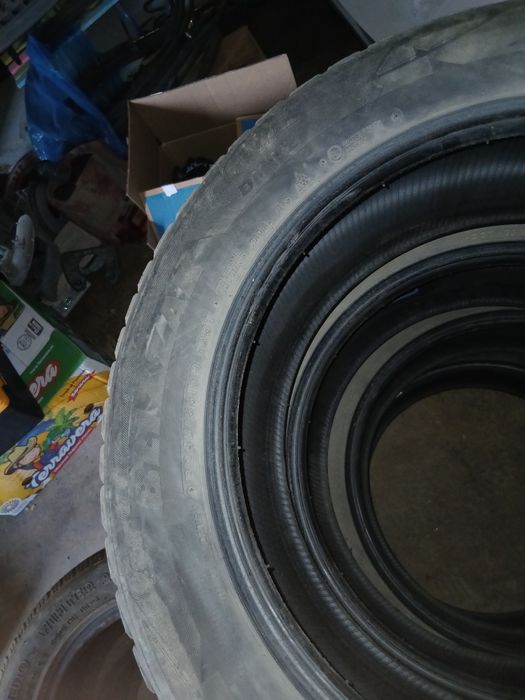 Продам шины зимние и всесезонные