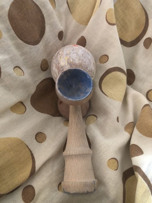 Kendama fara ata schimb cu o ata de rezerva