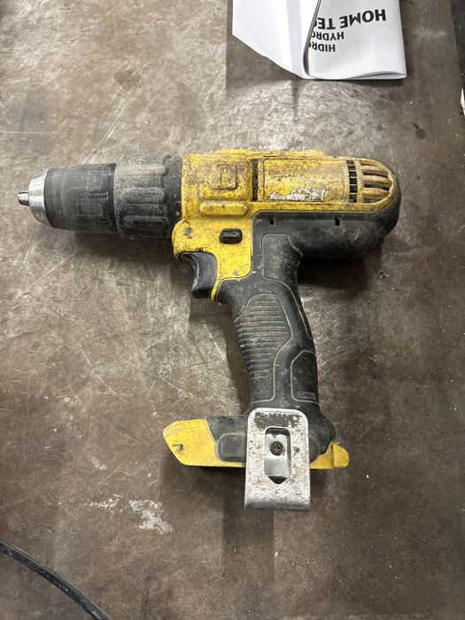 Vand masina infiletat dewalt   Cu ceva probleme