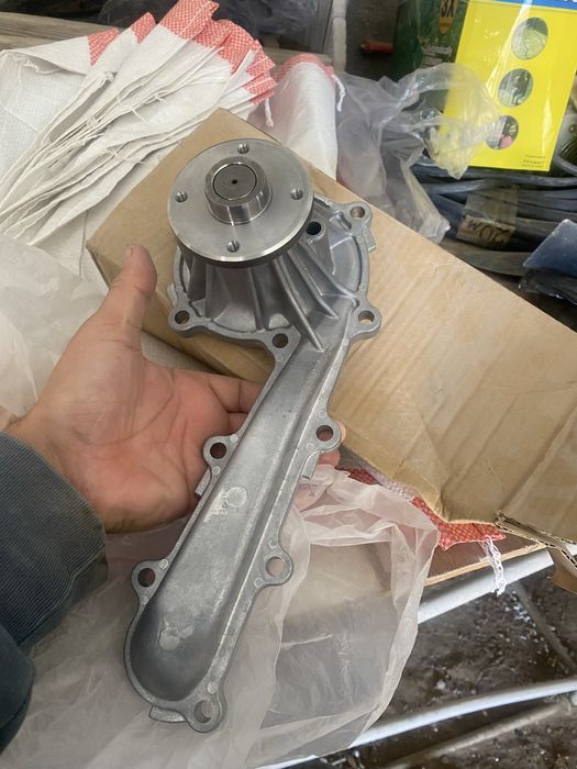 Помпа Nissan Patrol