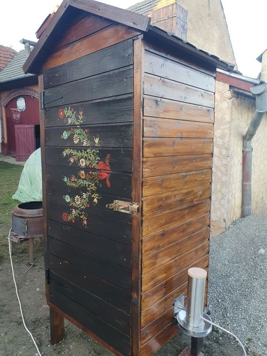 Vand afumatoare traditionala cu generator de fum transport la cerere