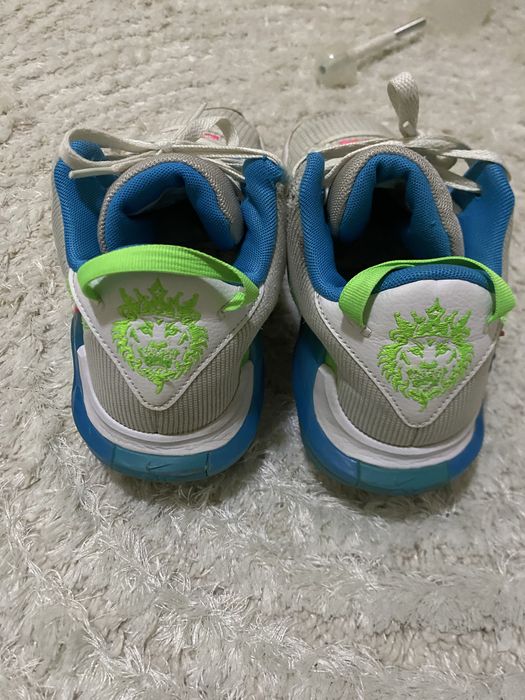 Adidasi Nike Lebron Witness 7