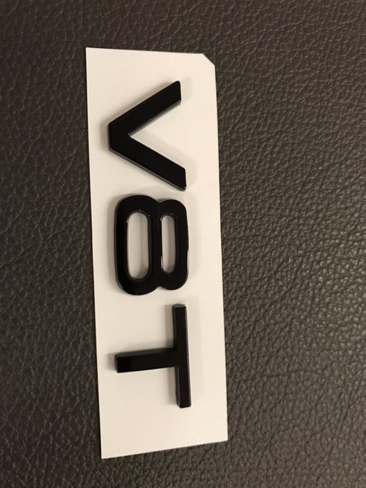 Emblema Audi V8t negru