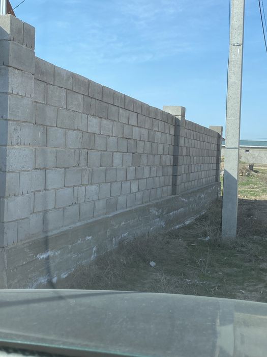 Продается не достроенный дом.