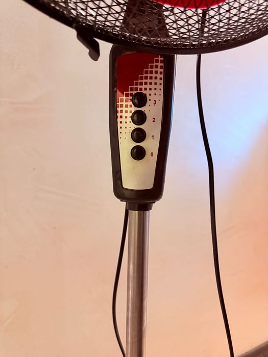 Вентилатор KTN KT-1618 40.0 W, ЧЕРЕН/ЧЕРВЕН